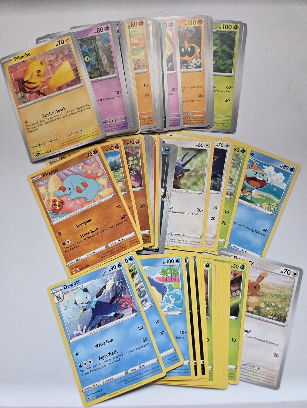 60x Pokemon Cards Lot